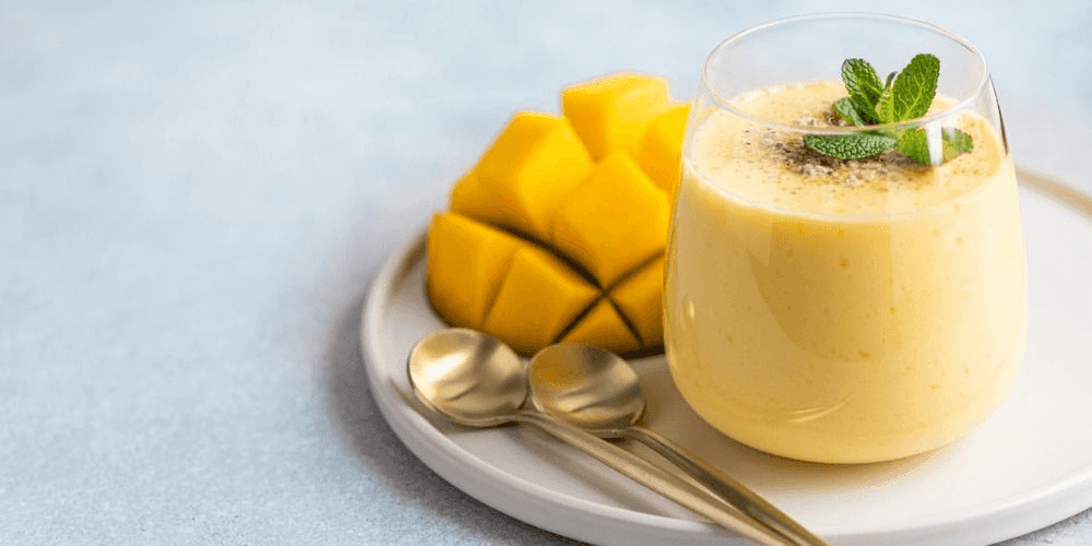 Veganer Fruchtshake mit lovital Trinknahrung