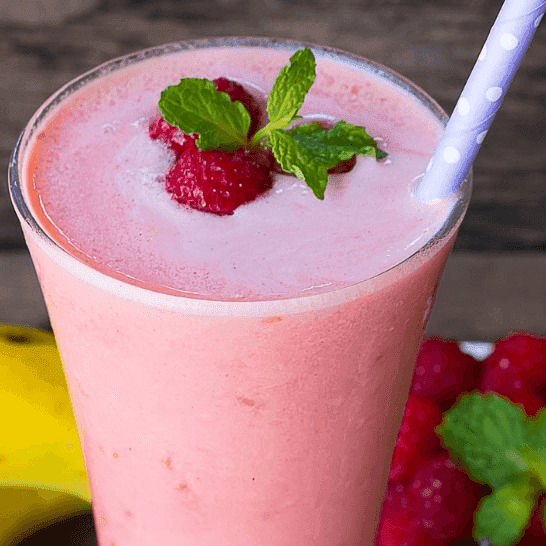 Himbeeren-Bananen-Drink mit Fresubin Trinknahrung