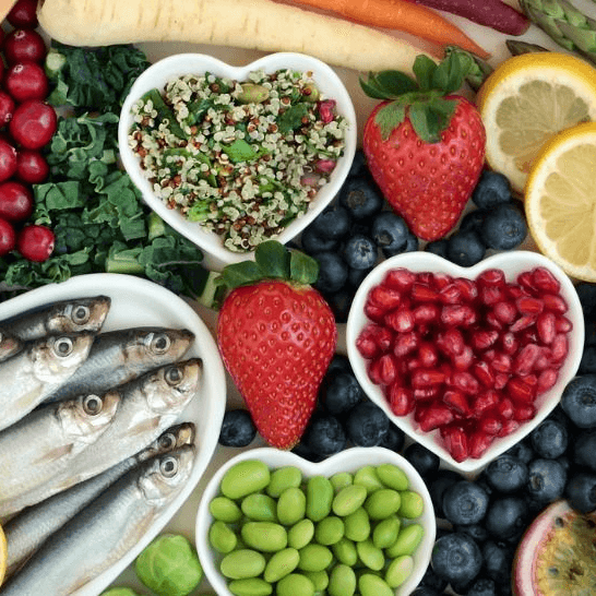 Vitamine, Mineralstoffe und Spurenelemente sind wichtiger Bestandteil einer gesunden Ernährung.