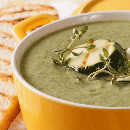 Zucchinicremesuppe mit lovital Trinknahrung