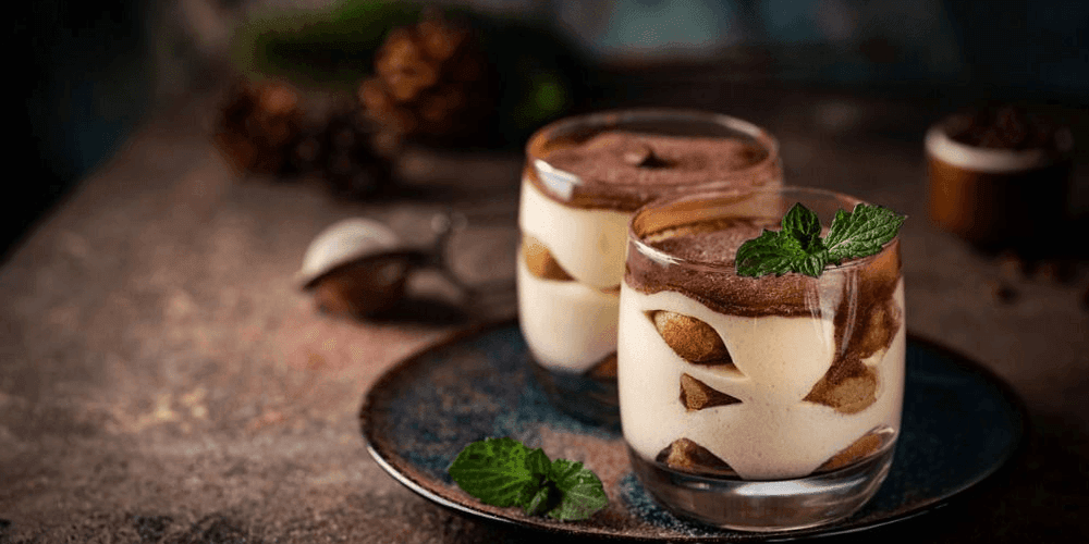 Stracciatella-Schichtspeise Stracciatella-Schichtspeise