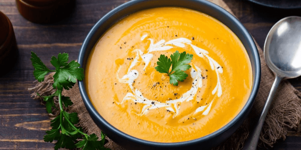 Vegane Pastinaken-Möhren-Suppe Vegane Pastinaken-Möhren-Suppe