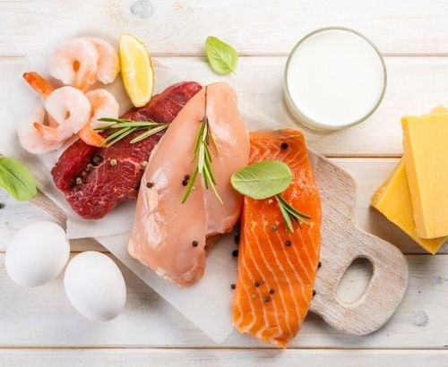 Tierische Proteine stecken in Fisch, Fleisch und Milchprodukten